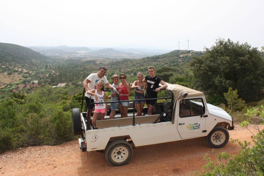 From Albufeira: Algarve Sunset Jeep Tour with Tastings - The sunset finale with sparkling wine: timing, photos, and weather reality