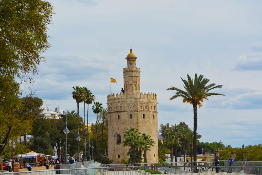From Algarve: Private Seville Day Trip with Transfer - Lunch, tickets, and what you’ll need to budget