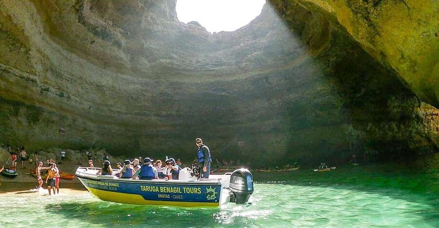 From Benagil: Coast Boat Tour with Benagil Cave - Where you meet and how the tour starts at Taruga Benagil Tours