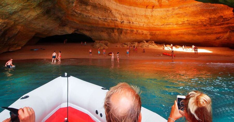 From Lagos: Benagil Sea Caves Tour with a Local Guide - Why this Benagil speedboat tour from Lagos works so well