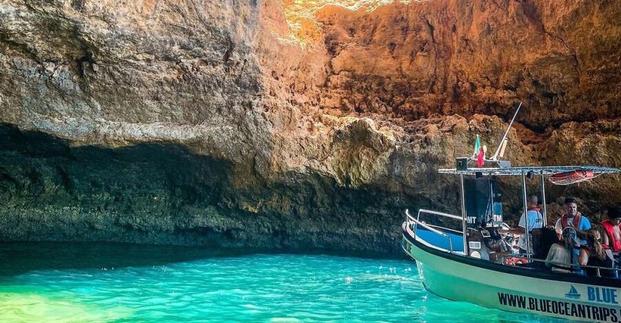 From Portimão: Boat Trip to the Benagil Caves - From Marina to Meeting Point: Rua Simão Correia in Real Life