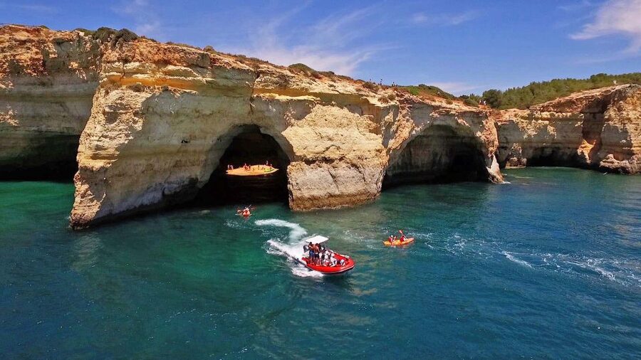 From Portimão: Private Boat Tour to Benagil Cave - Finding the Meeting Point: The One Logistics Trick That Saves Time