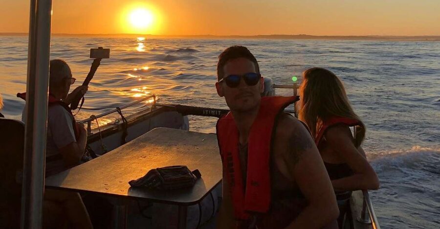 From Portimão: Sunset Boat Trip with Wine - Wine, Water, Fruits, and Snacks: A Simple Setup That Feels Like Algarve Evenings