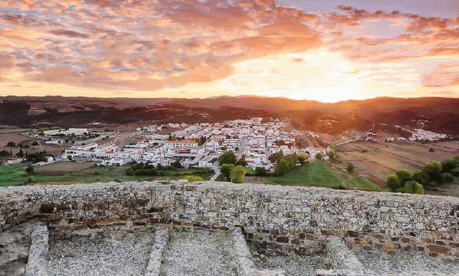 Full Day Algarvian West Coast Tour - Arrifana fishing village and the 16th-century fortification viewpoint