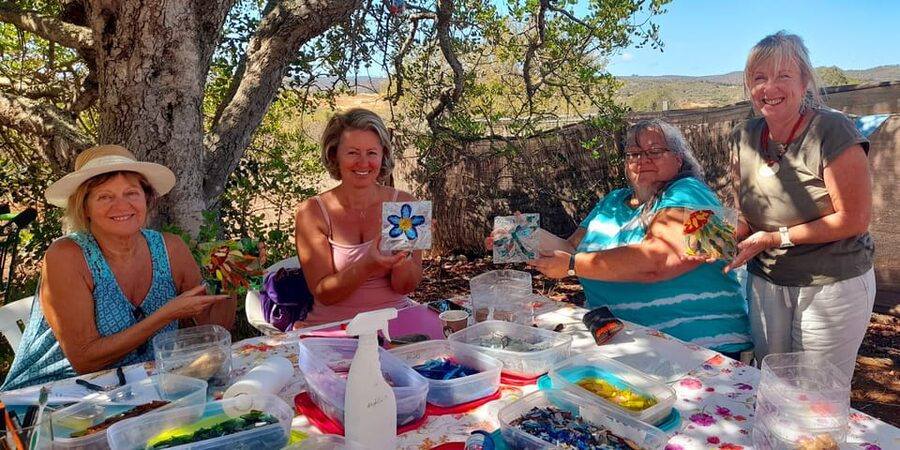 Glass on Glass Mosaic craft workshop near lagos - Getting There: The Taxi Drop, Then a 1-Minute Walk