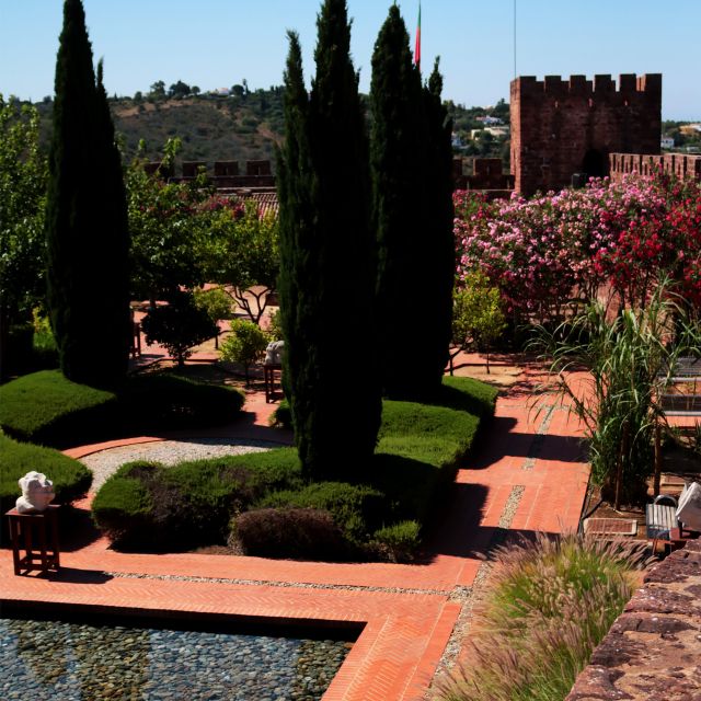 Guided visit to Silves the islamic capital of the Algarve - Cathedral time: Gothic details in the Algarve