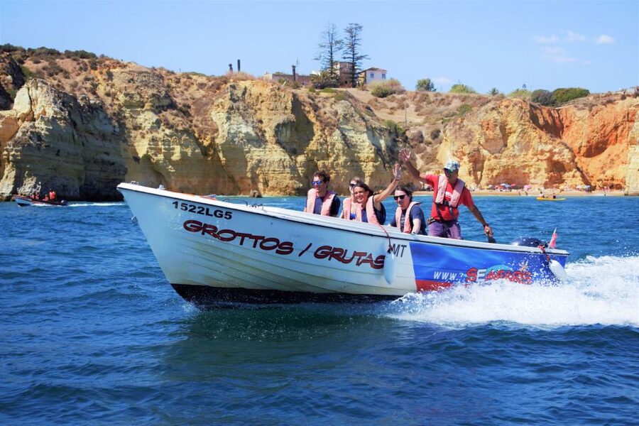 Lagos: Boat tour Ponta da Piedade with local guides - Where you meet in Lagos (and why it matters)