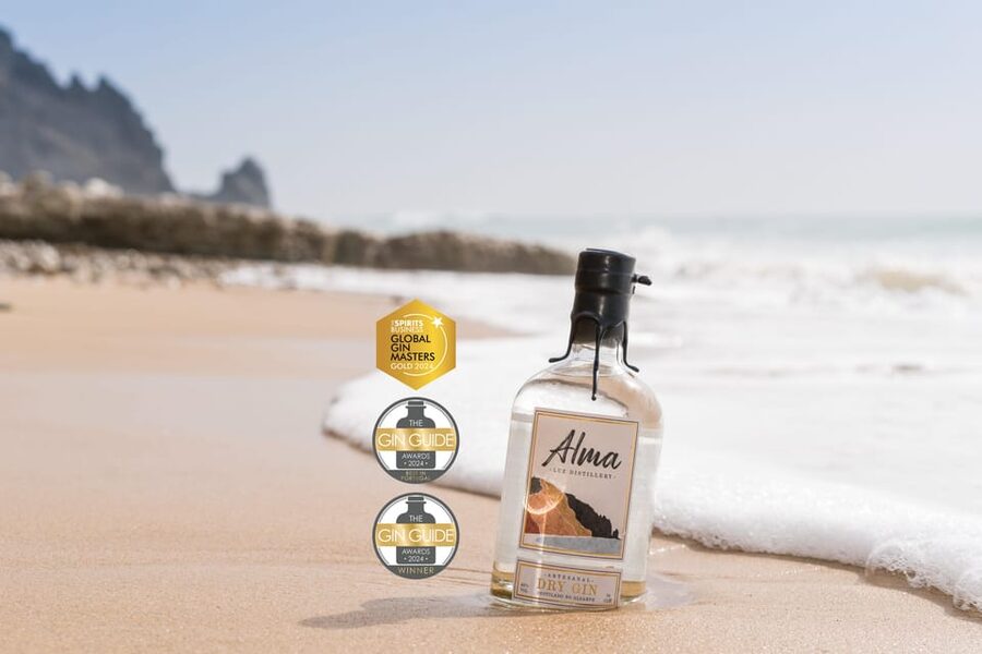 Lagos: Guided Gin Distillery Tour With Tasting at Alma Luz - Should you book Alma Luz in Lagos?