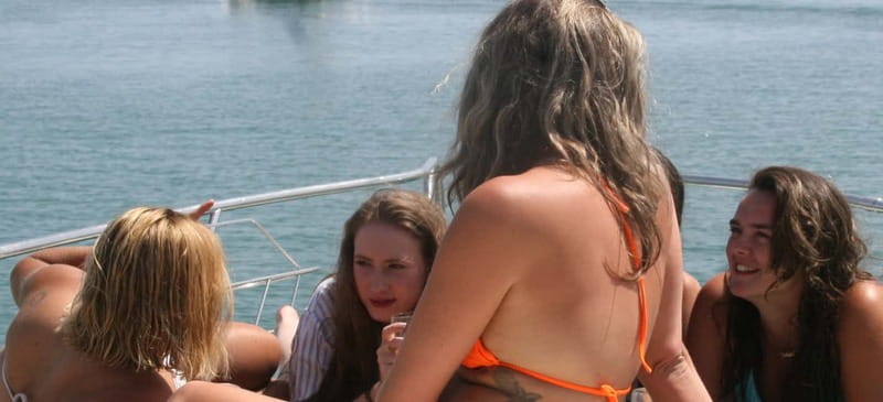 Lagos: Luxury Private Yacht Charter with Drinks and Snacks - Onboard Comfort: Drinks, Snacks, and the Pace of the Day