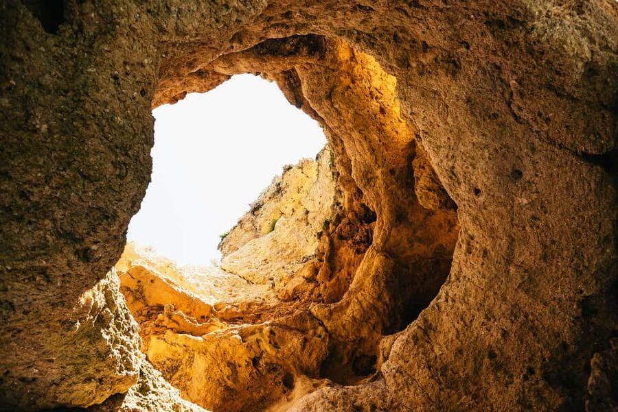 Lagos: Ponta da Piedade Coastline Boat Cruise - Comfort, safety, and who should skip it