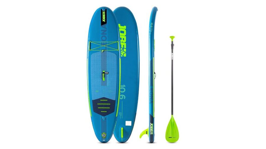 Lagos: Stand-Up Paddle Board Rental - Entering the Lagos Water With an Inflatable SUP