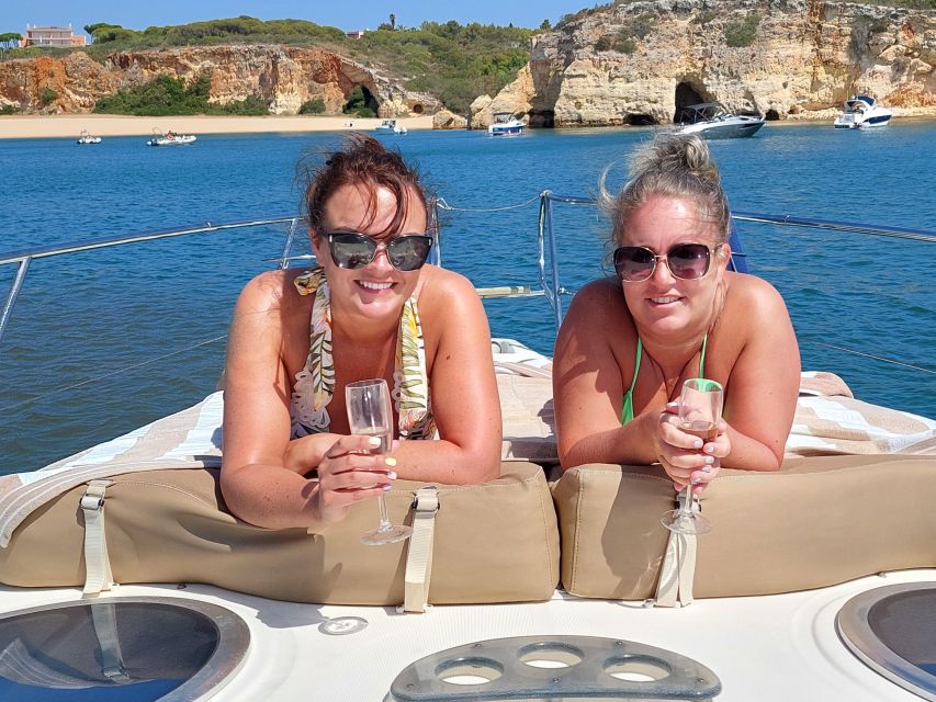 Morning/Afternoon Luxury Yacht Cruise with Drinks and Snacks - Price and value for a private yacht group up to 8