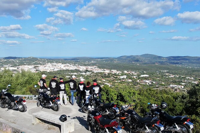 Motorbike Tour in Algarve - A final drink on a small beach: the calm landing
