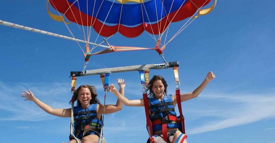 Parasailing Vilamoura - Vilamoura Marina: Where the parasail starts