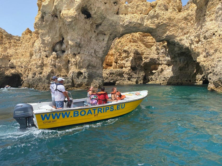 Ponta da Piedade:Express grotto tours - Meeting at the Replica Caravela Boa Esperança: Quick Start