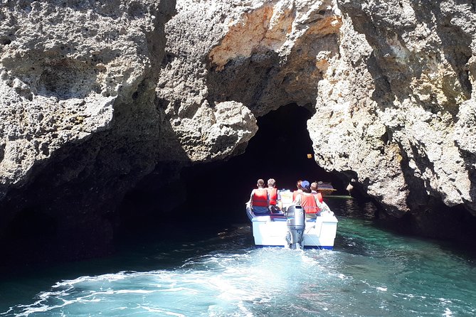 Ponta da Piedade Grotto Tour in Lagos, Algarve - Stop 3: Ponta da Piedade Cliffs and Grottos, Sea Arches Carved by Storms