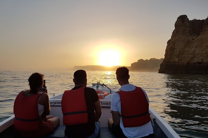 Ponta da Piedade Sunset Tour in Lagos, Algarve - The quiet clifftop coves: footpath access and natural arch views