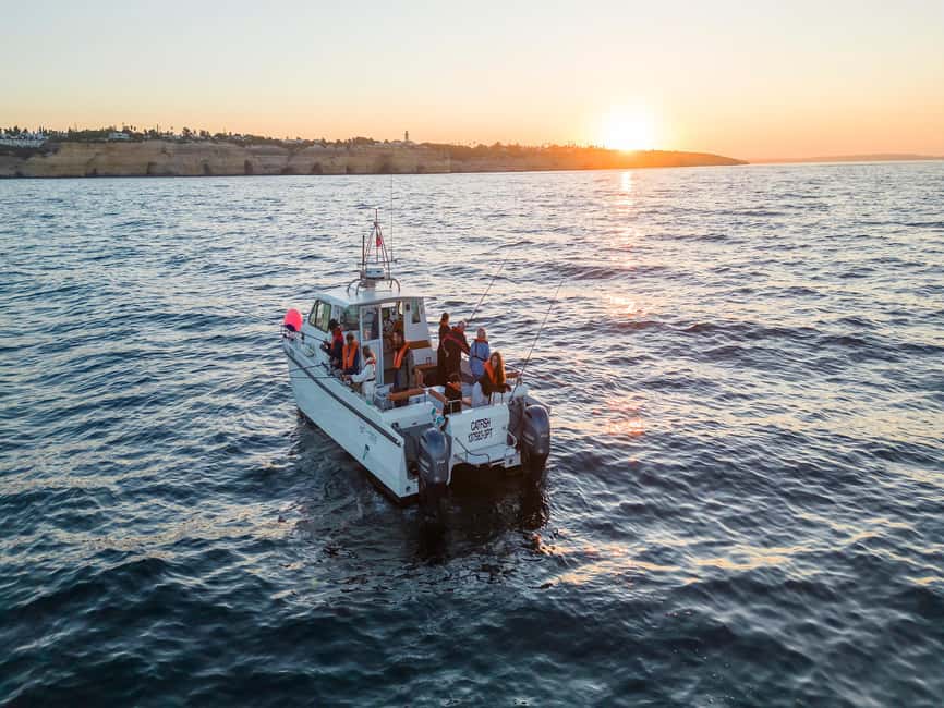 Portimão: Algarve Reef Fishing - Portimão Pier Start: What the Crew Helps You Get Right