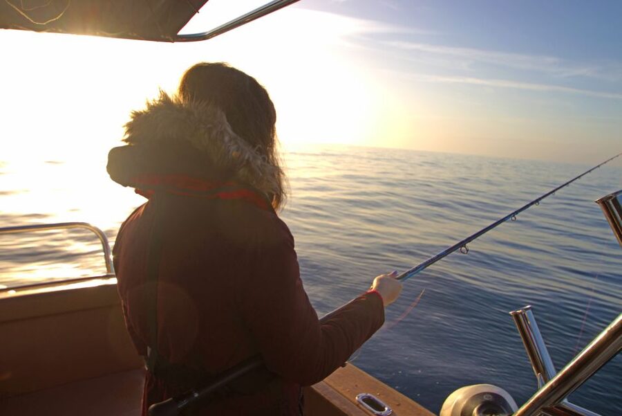 Portimão: Algarve Reef Fishing - When You Catch Fish: Landing, Re-baiting, and Crew Patience