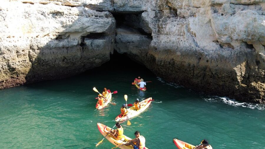 Portimão: Benagil Caves Speedboat and Kayak Guided Tour - Guides and group vibe: what you can count on