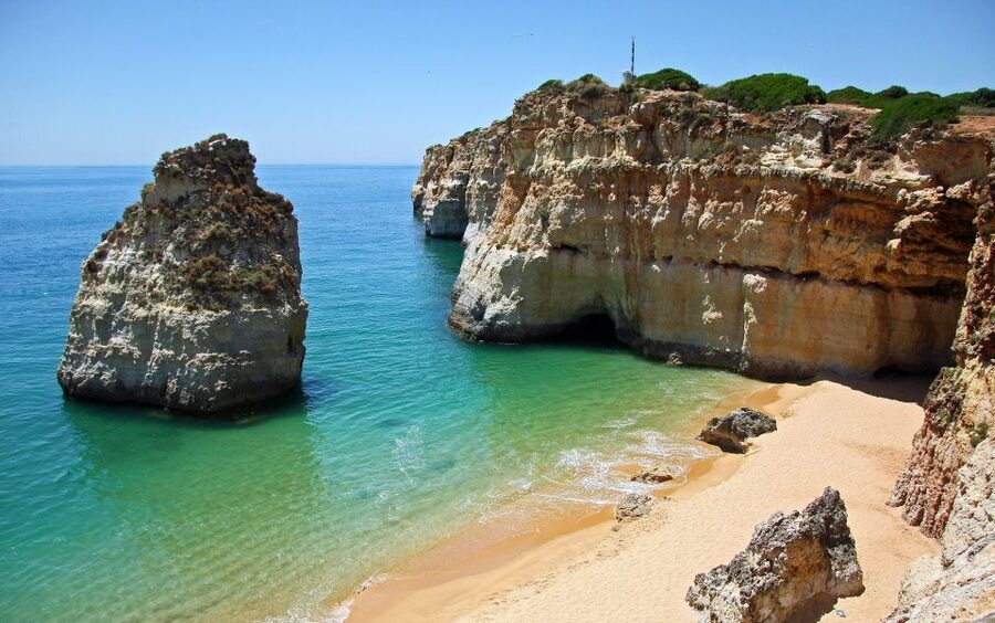 Portimão: Benagil Sea Caves Speedboat Adventure Tour - Who should book the Benagil speedboat tour