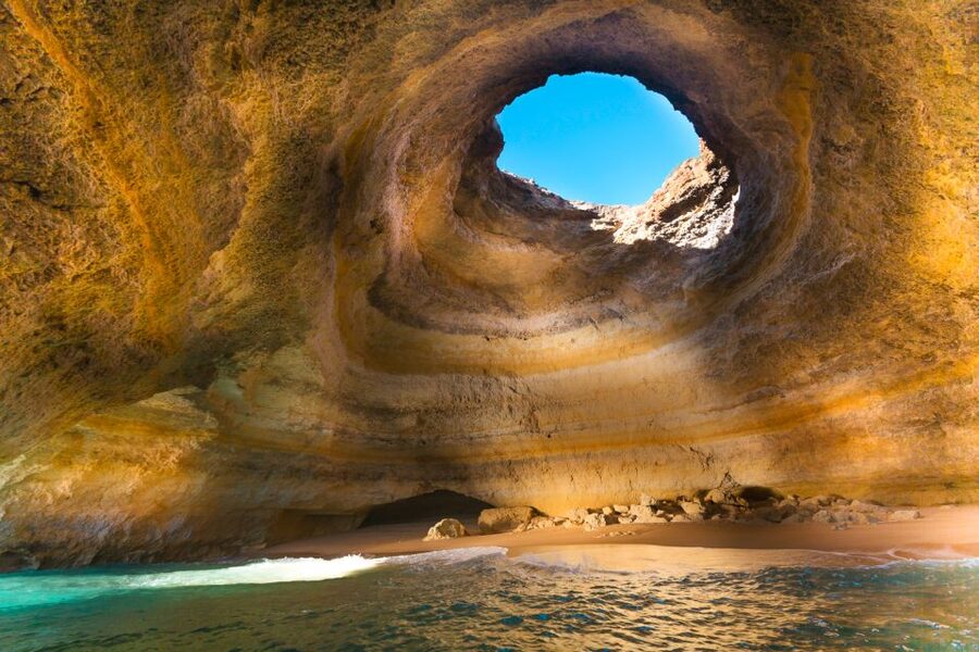 Portimão: Benagil Sea Caves Speedboat Adventure Tour - The 90-minute route: how each stop changes the vibe