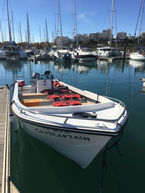 Portimão: Caves, Benagil and Algarve Coastline Boat Tour - Finding Gate J at Portimão Marina Without Losing Time