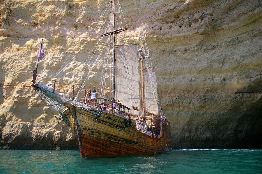 Portimão: Pirate Ship Cave Cruise - Setting Out From the Vasco da Gama Pier (and what to expect on arrival)