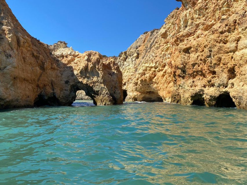 Private Sailing Tour Charter Lagos - Algarve - The Lagos to Portimão sailing route: the real “Algarve split”