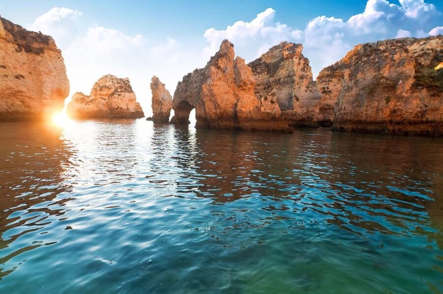 Private Tour Algarve Premium - Practicalities: Vehicle Comfort, Languages, and the Pace
