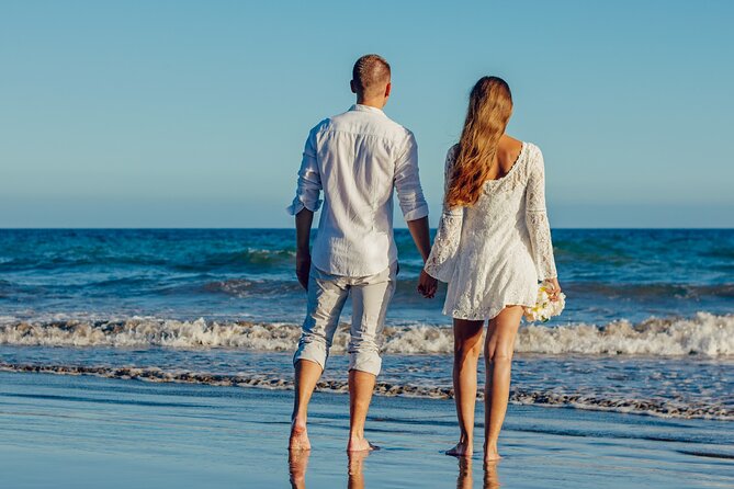Propose to your Soulmate Romantic Tour - The 1 hour 30 minutes plan: channels, champagne, and the yes