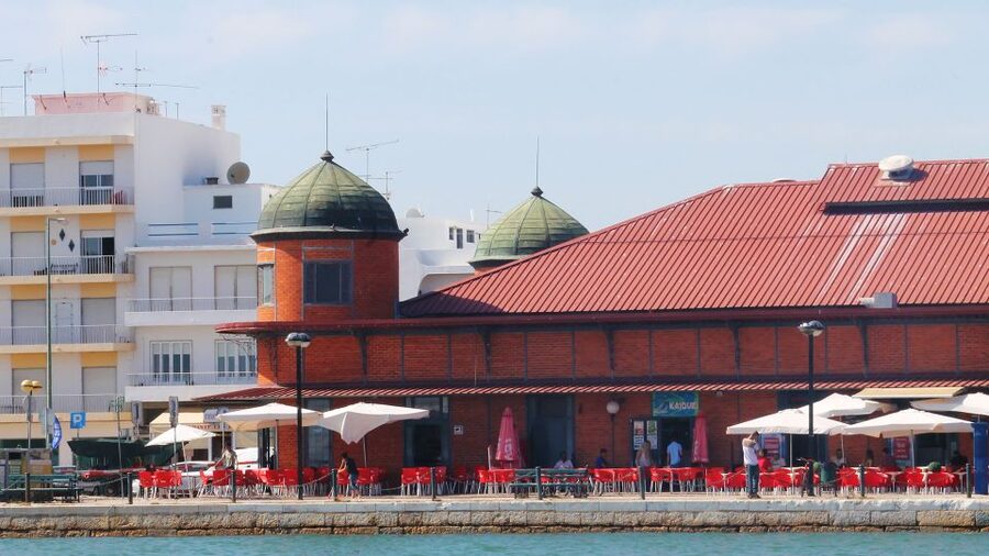 Ria Formosa: 2-Hour Fishermen Route Boat Tour - Guide Style and Languages: Spanish, English, Portuguese