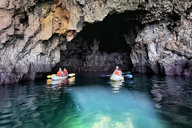 Sagres: Praia Da Ingrina Caves Guided Kayaking Tour - Praia do Barranco: The Battery Recharge Stop (and Yes, It’s Worth It)