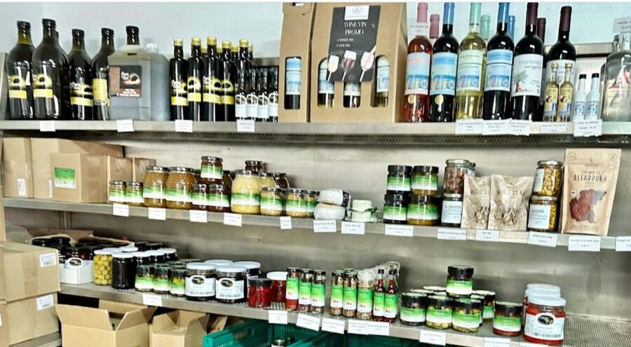 Tavira: Olive Factory Tour and Tasting - Practical details: meeting point, timing, and what to bring