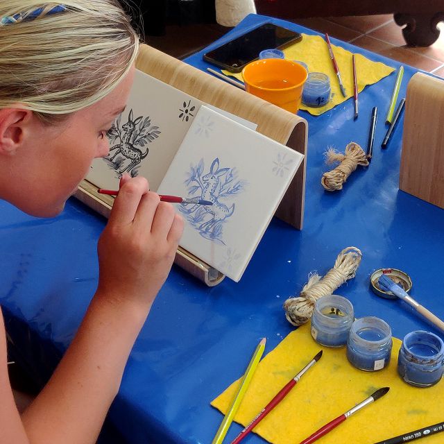 Tile painting workshop in the Algarve - Wheelchair Access and Timing: Practical Notes for Your Day Plan