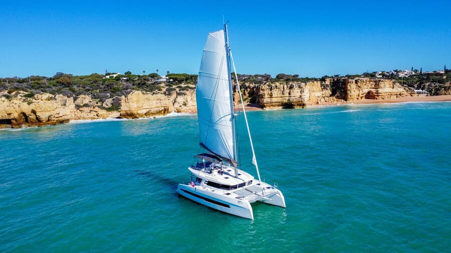 Vilamoura: 2h30 Sunset Sailing Experience - "Unwind" - Who Should Book This Sunset Sail and Wine Tasting?