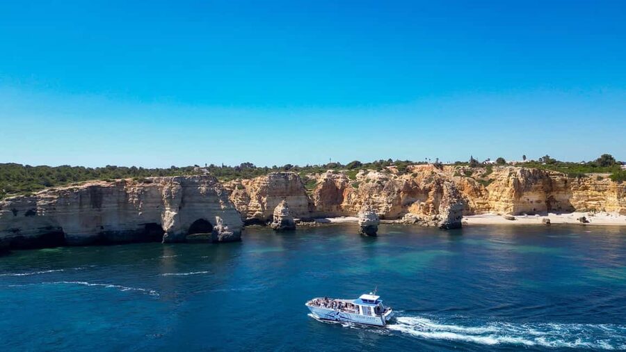 Vilamoura: Benagil Cave Quest Boat Tour - Route highlights along the Algarve coast: what you’ll actually see