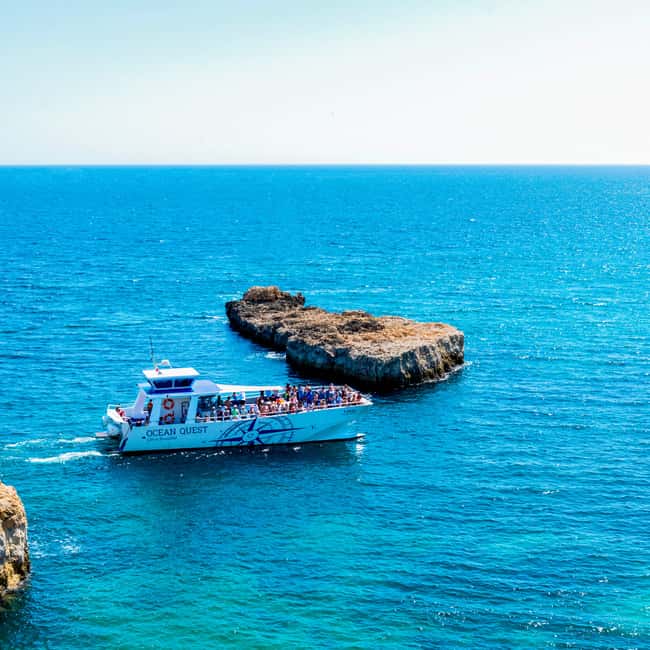 Vilamoura: Benagil Cave Quest Boat Tour - The Benagil cave access rule: plan for the possibility of no entry