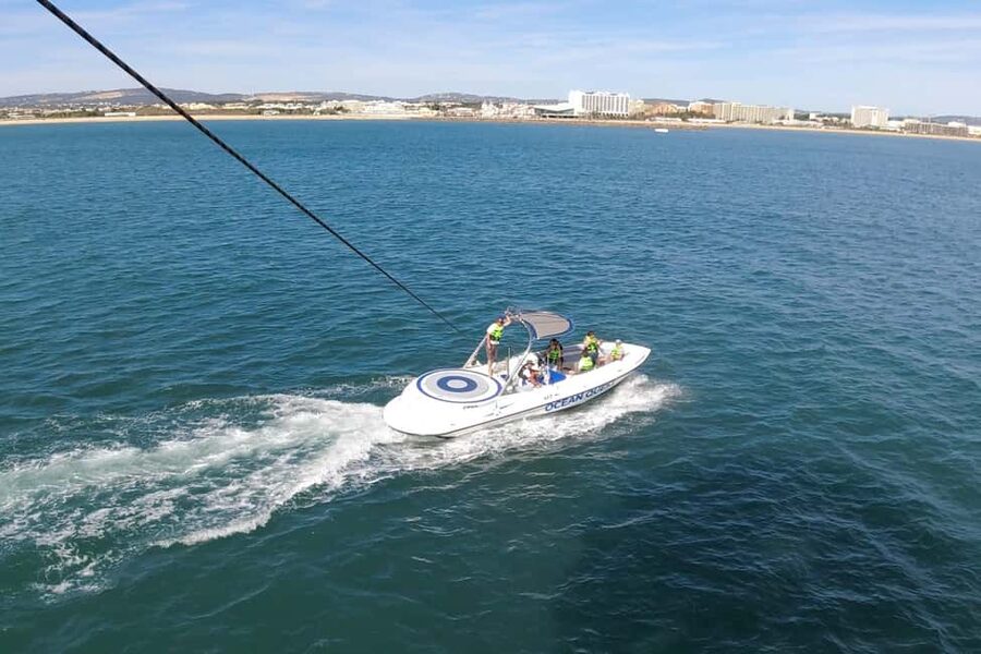 Vilamoura Marina: Parasailing - Getting the dip: how to ask for a wet moment